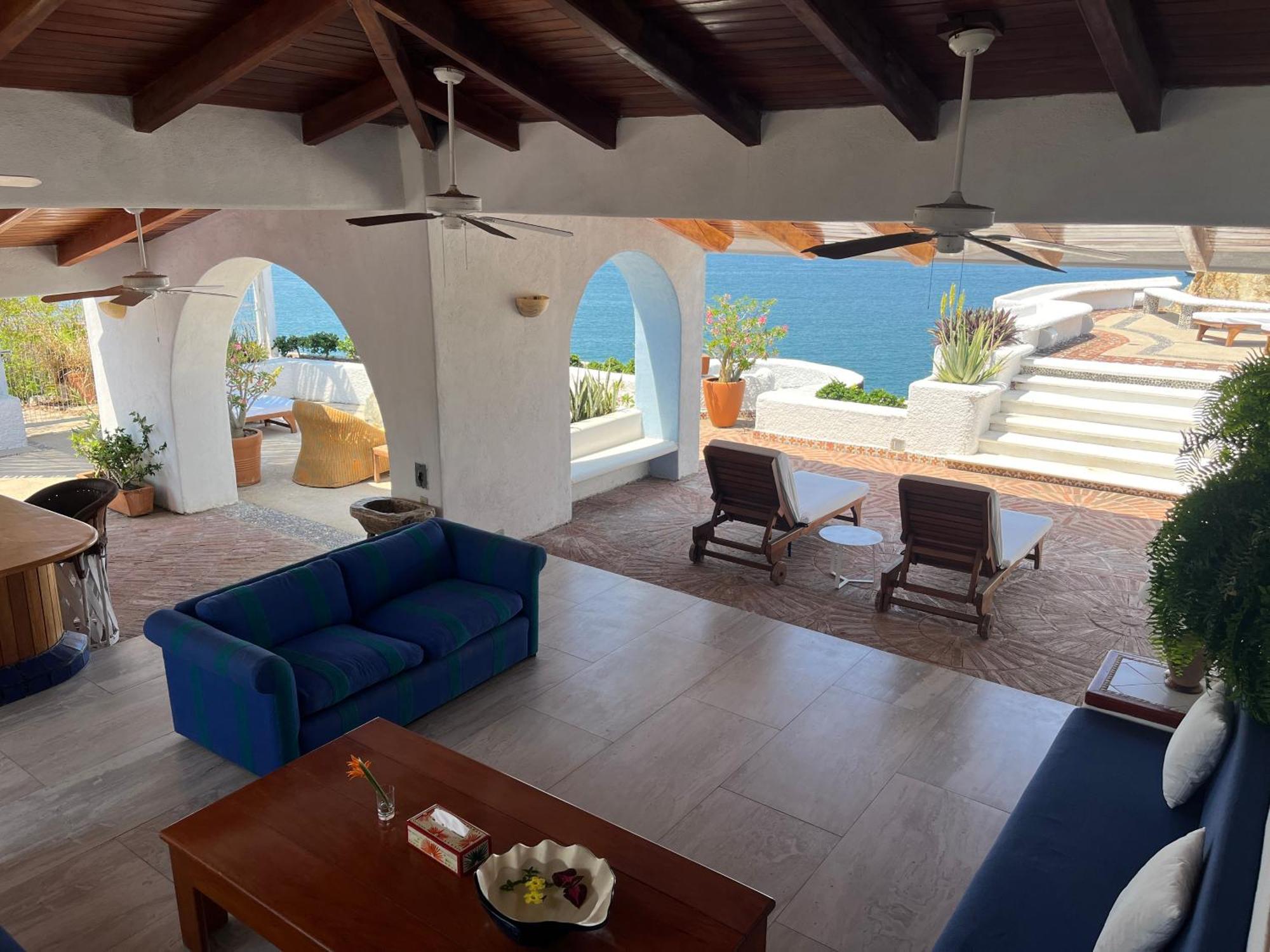 Villa De La Roca Zihuatanejo Exterior photo