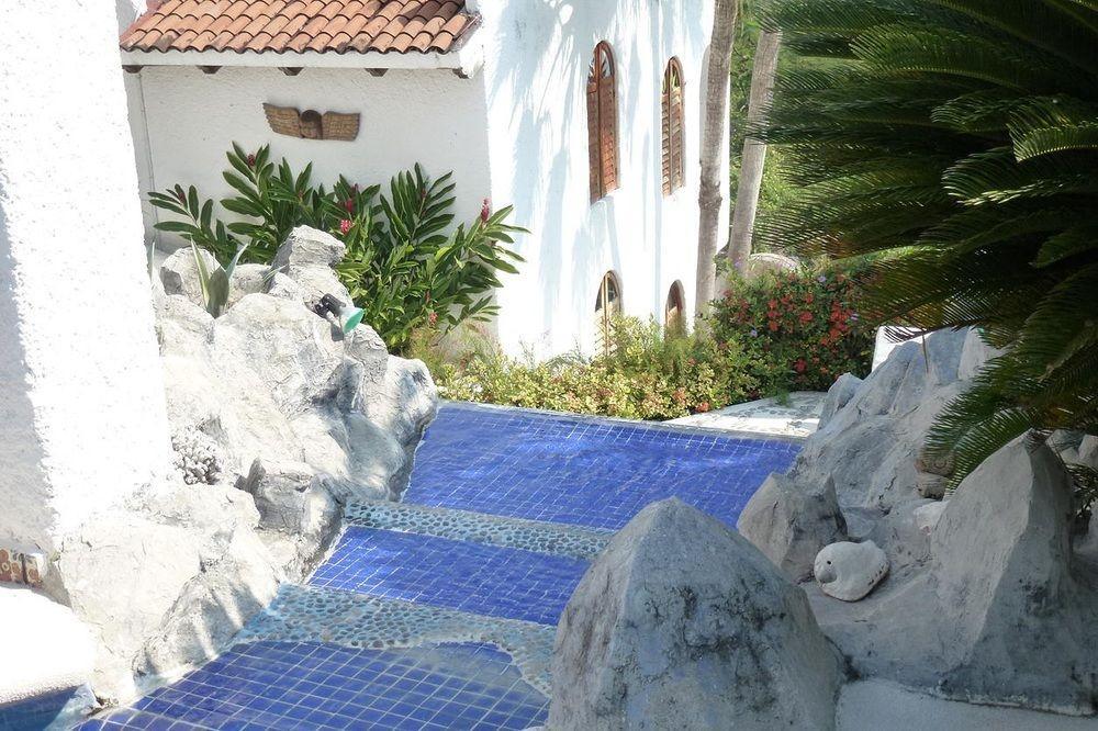 Villa De La Roca Zihuatanejo Exterior photo